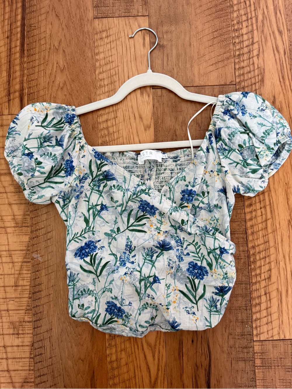 Astr Blue & Green Floral Puff-Sleeve Wrap Crop Top